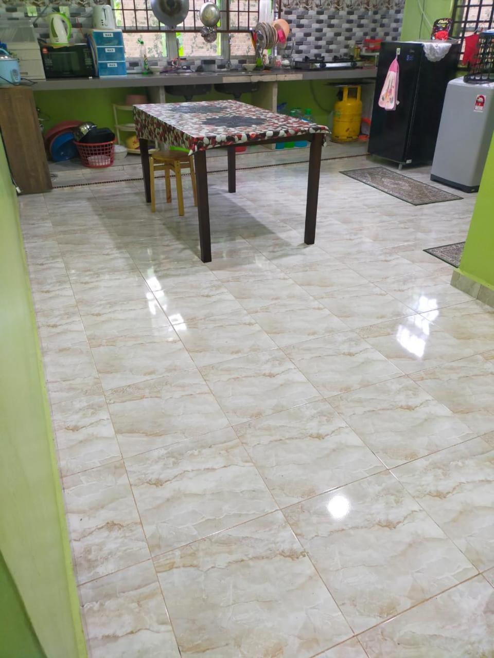 Rumah Persinggahan Di Kuala Terengganu Terengganu Homestay E Dış mekan fotoğraf