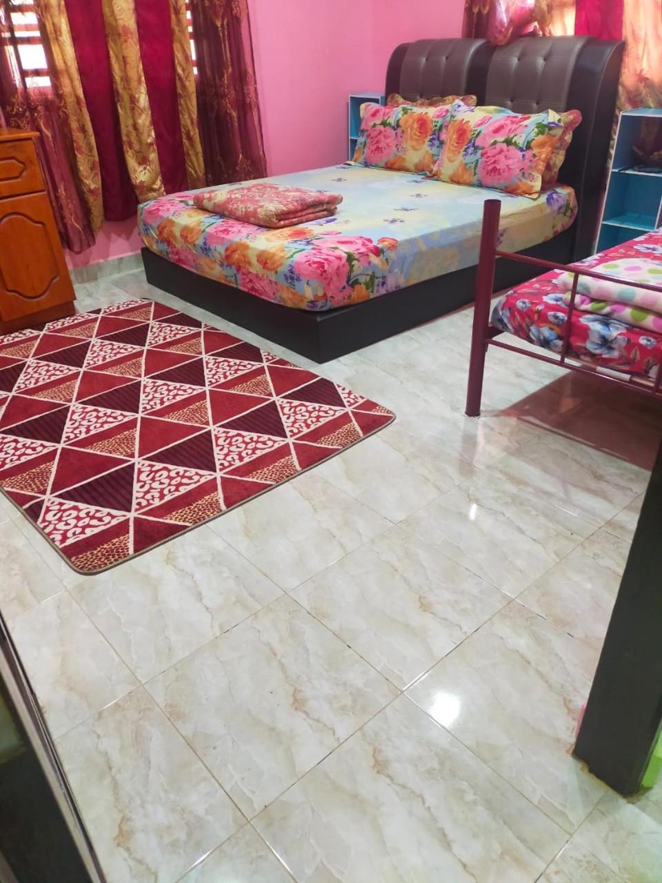 Rumah Persinggahan Di Kuala Terengganu Terengganu Homestay E Dış mekan fotoğraf